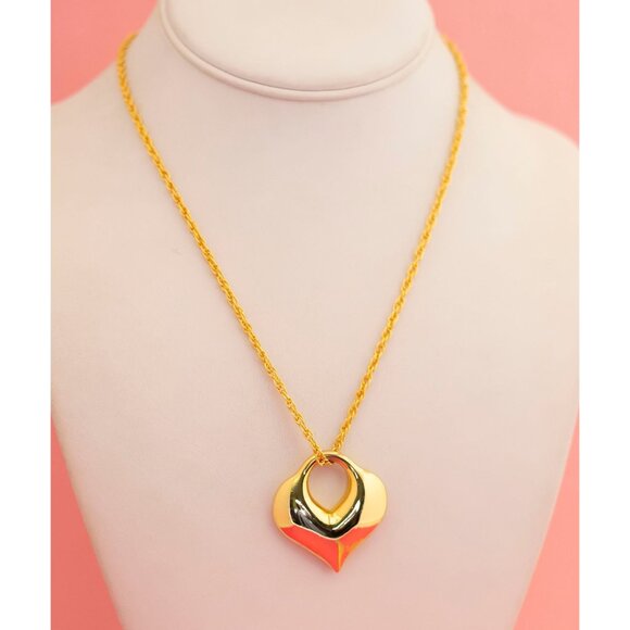 Vintage Artistic Heart Gold Tone Necklace 18 inch - Made in USA - P12 - Picture 2 of 3